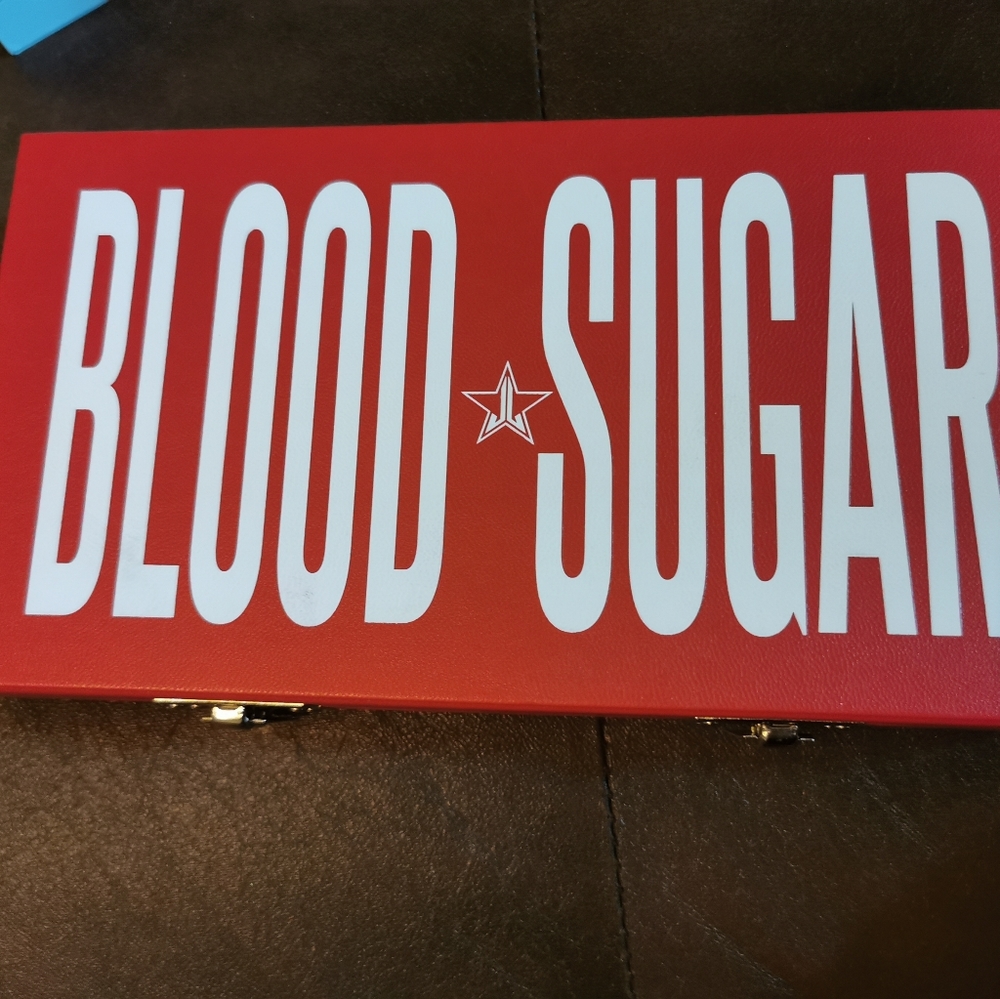 Jeffree Star Blood Sugar palette
